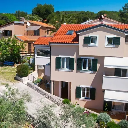 Oliva Apartment *